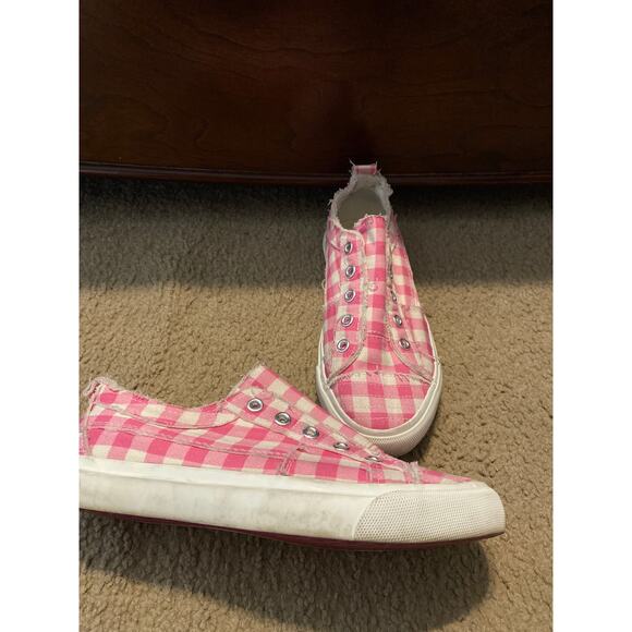 Women's Corkys pink plaid gingham slip on shoes size 6 - Picture 1 of 6